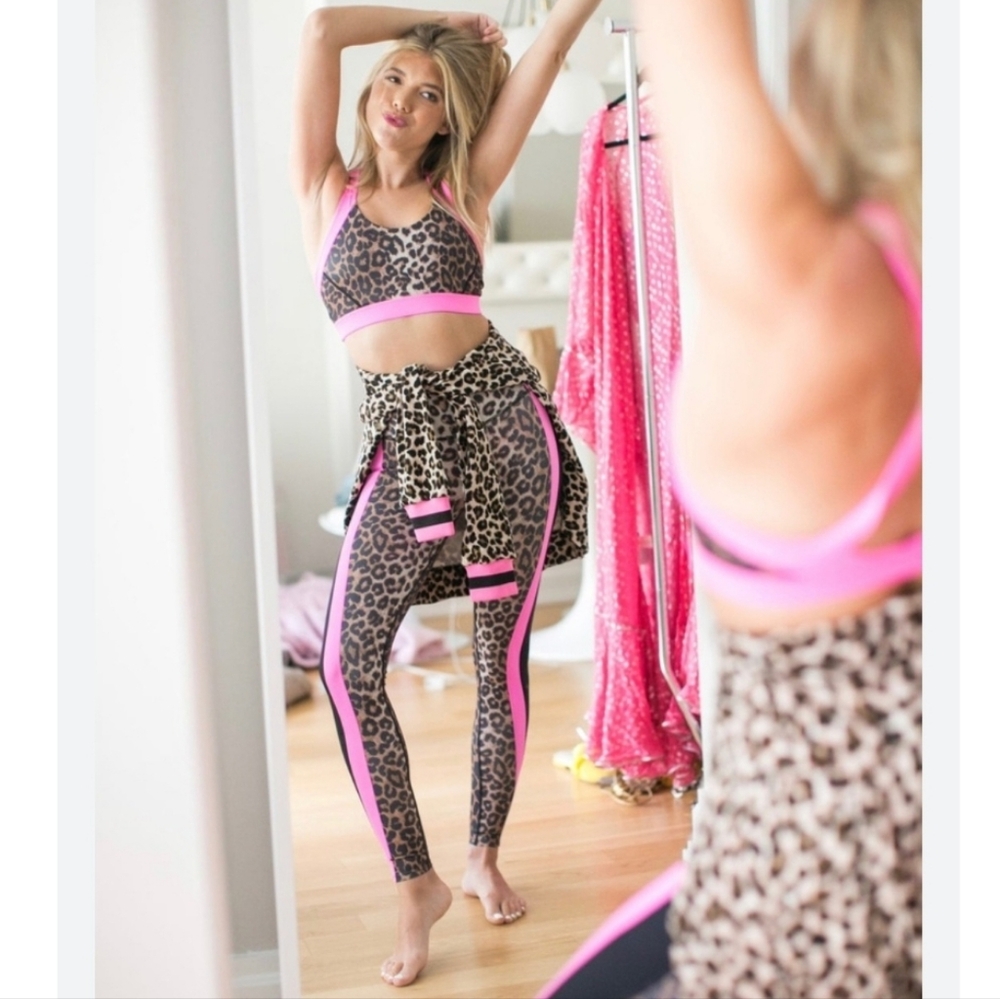 Veronica Beard x Bandier Animal Print Rhonda Leggings & Lyn Sports Bra Set